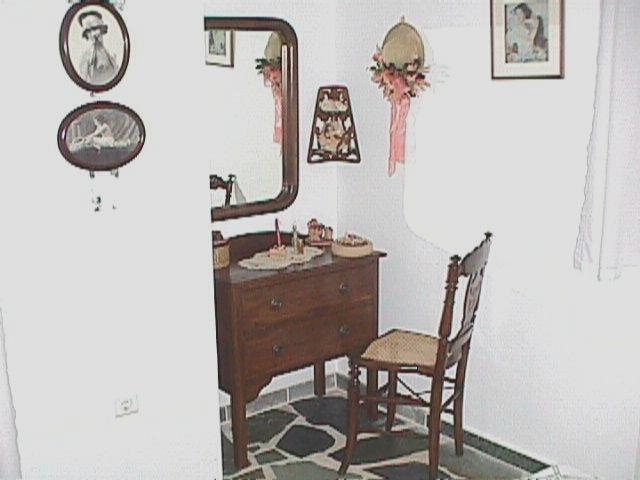 make-up table